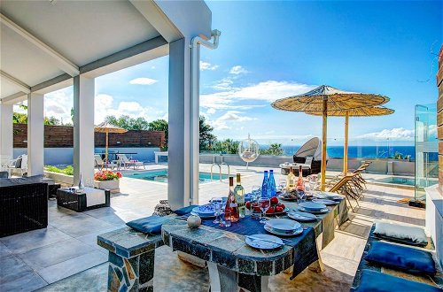 Photo 12 - Luxury Villa Cavo Mare Thalassa With Private Pool Jacuzzi