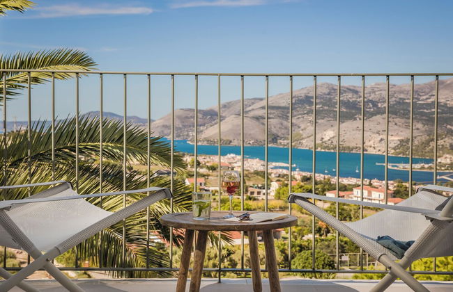 360° Luxury Residences - Photo 72