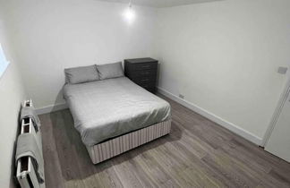 Photo 1 - Spacious Luxury 2 Bedroom Apartment, Station 1min