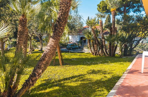 Photo 18 - Lemon Apartment With Garden and Sea View by Wonderful Italy