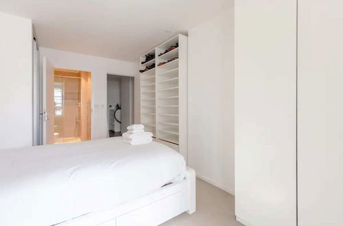 Foto 8 - Modern 2BD Flat With a Balcony - Wandsworth