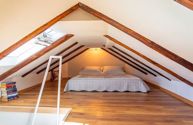 Cool Attic apt w Gallery, in the Heart of Split - Foto 3