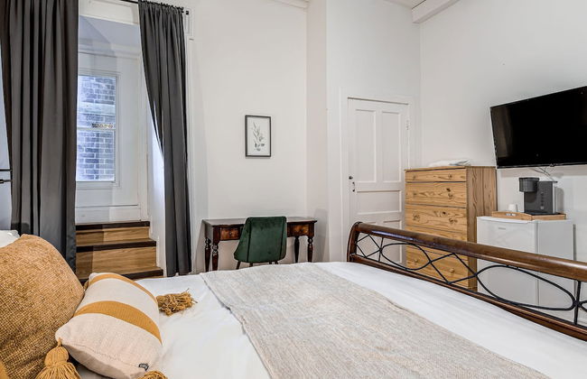 Single Room Parking View - Photo 23