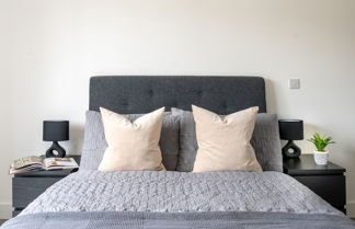 Photo 2 - Stunning 1-bed Apartment in Hemel Hempstead