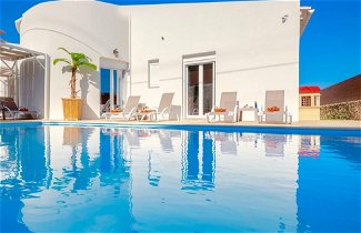 Photo 1 - Sky Beachfront Villa With Private Pool