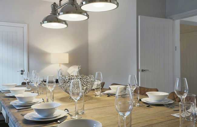 Deluxe 7 Bedroom Property in Solihull - Foto 31