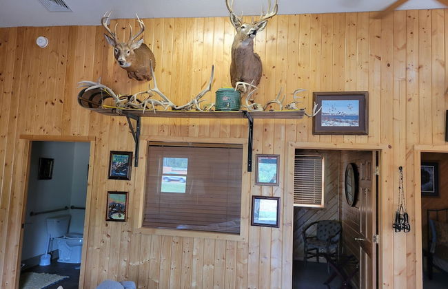 The Lodge - Photo 12