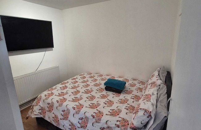 Enchanting Enfield Studio Free Parking - Foto 3