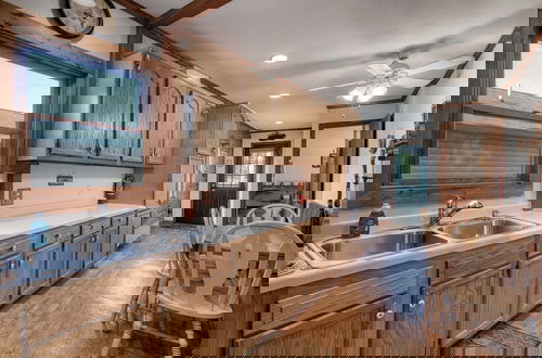 Foto 54 - Lena's Northern Pines Resort