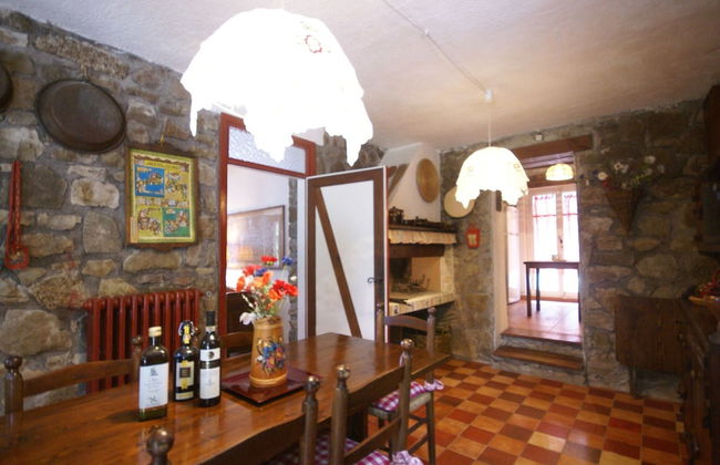 Charming Cottage With Panoramic Pool - Photo 10