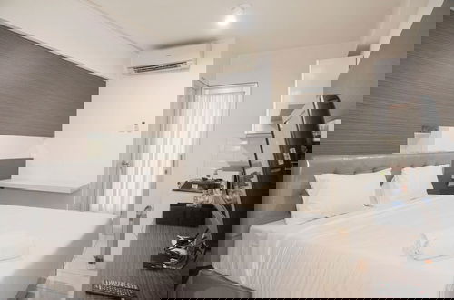 Foto 3 - Cozy Living Studio At Green Bay Pluit Apartment