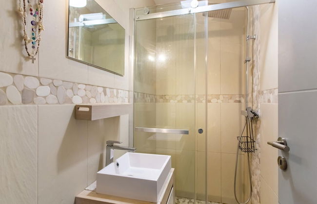 Beautiful Holiday Home With Swimming Pool - Foto 22