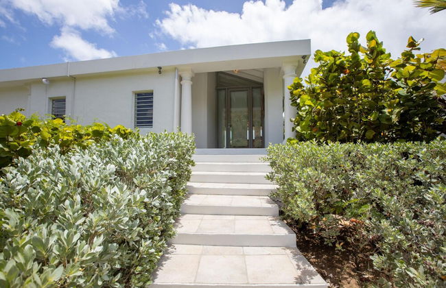La Perla Classic- 1 BR Beachfront Luxury Villa - Foto 6