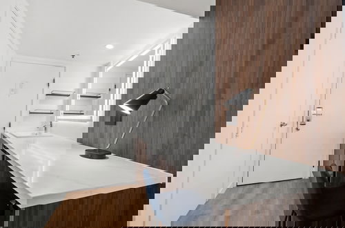 Photo 11 - Uptown Inn by Vantaggio - Limited Service Apart-Hotel