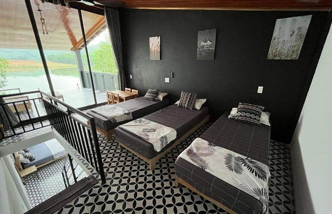 Nguyen Shack Retreat - Photo 9