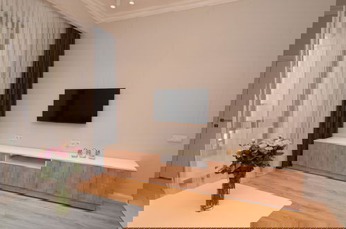 Photo 14 - Modern 1-bedroom apartment by Sweet Home