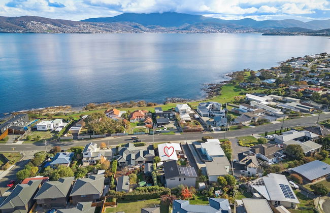 Tranquil Tranmere- City Views- 3 Bedroom - Foto 50