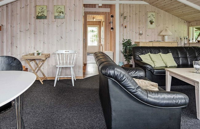 Alluring Holiday Home in Storvorde near Sea - Foto 10