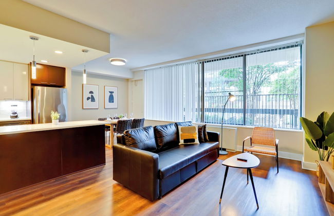 Walkable DC View Apartments - Foto 65