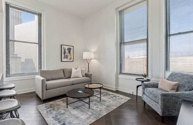 Placemakr Downtown Pittsburgh at The Pennsylvanian - Foto 49