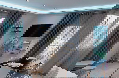 Foto 41 - SkyFrame Apartments
