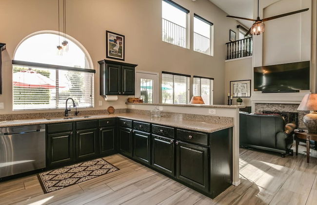 Spectacular Golf Course Home With Pool and Views! - Foto 15