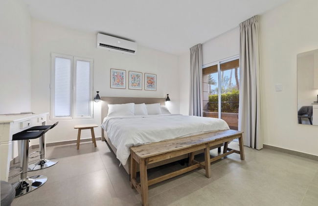 The Bellafonte - Luxury Oceanfront Hotel - Photo 14