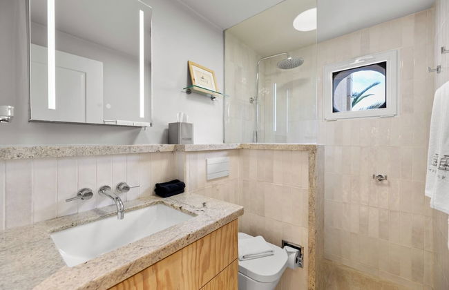 The Bellafonte - Luxury Oceanfront Hotel - Photo 62