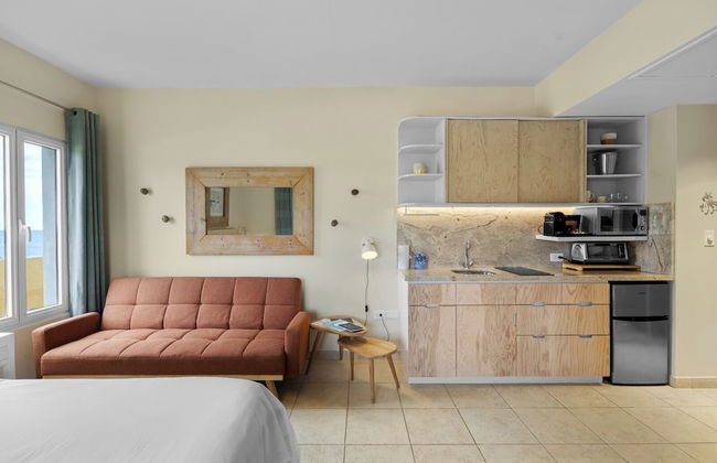 The Bellafonte - Luxury Oceanfront Hotel - Photo 13