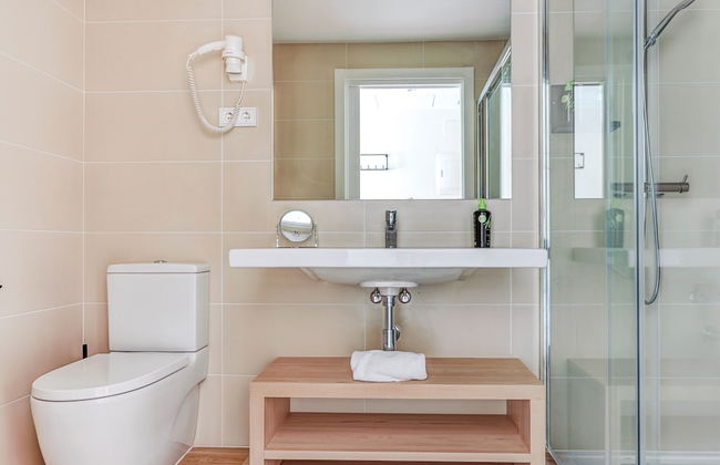 Limehome Barcelona Carrer de Besalú 82 - Foto 41