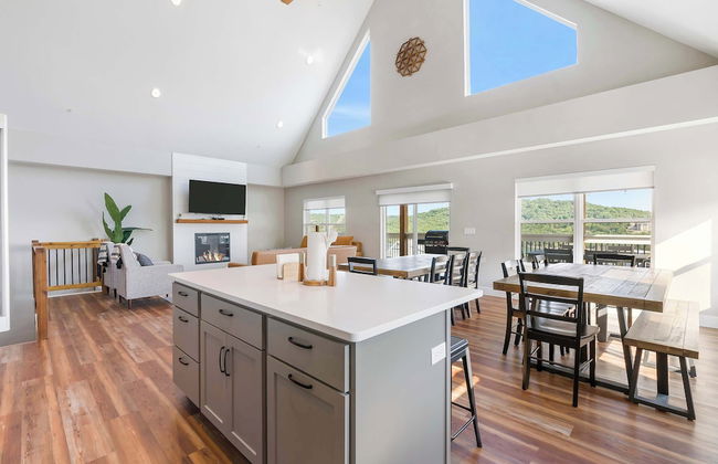 Ingallview at Branson Cove - Indoor Pool - Photo 37