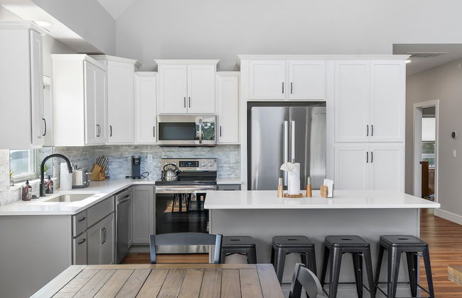 Ingallview at Branson Cove - Indoor Pool - Photo 17