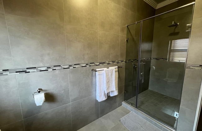 Camelot Guest House & Apartments - Foto 49