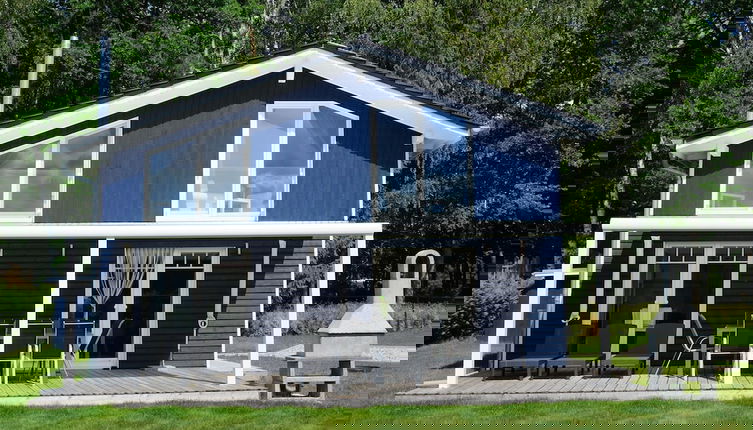 Photo 1 - Ferienhaus Seewind mit Sauna am Duemmer See