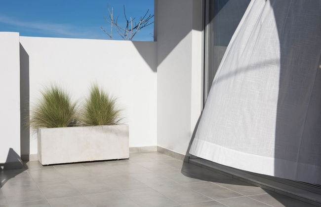 Hermes & Dione - Photo 65