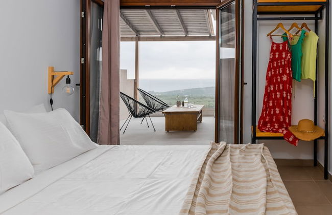 Hilltop Resort - Photo 3