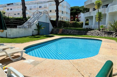 Photo 20 - Vilamoura Cosy 4 With Pool by Homing