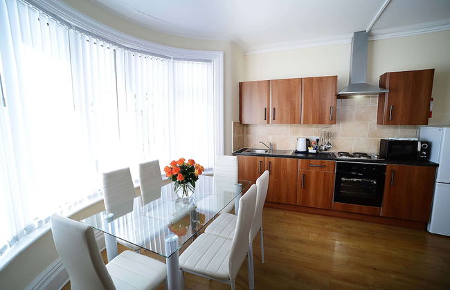 Twelve Holiday Apartments - Foto 37