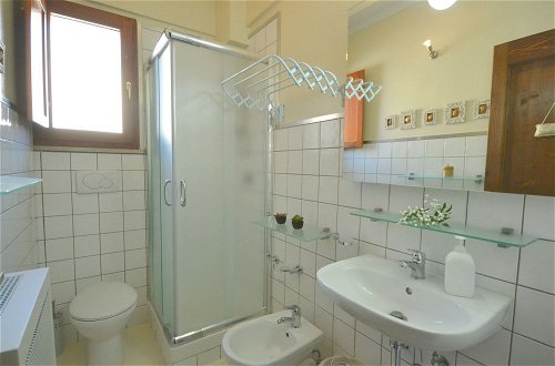 Photo 12 - Cosy Apartment With Swimming Pool and Garden Close to Volterra and S Gimignano