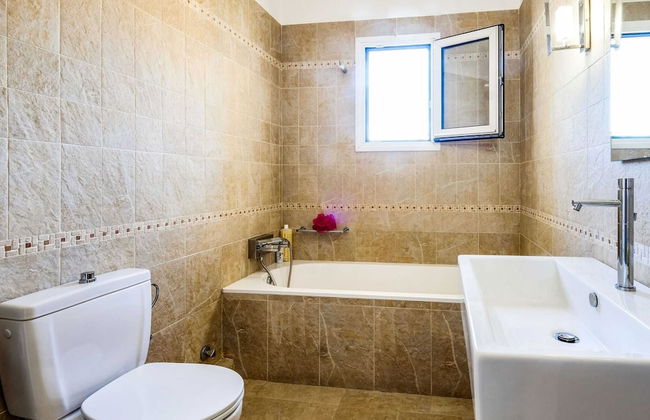 Villa in Kerkira Near Corfu Beaches - Photo 27