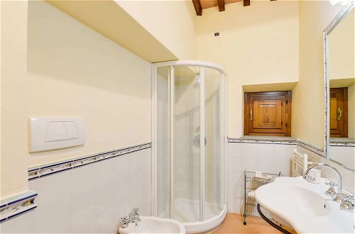 Foto 21 - Villa With Private Pool, Near Cortona, 3 Apartments