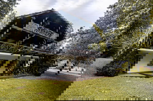 Photo 43 - Rustic and Radiant Retreat Apartments With Terrace