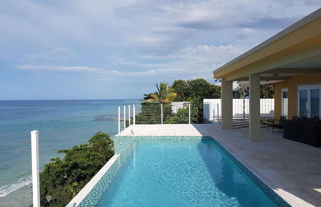 Je Suis Jamaica - 4 B R Beachfront Villa w Staff - Foto 63