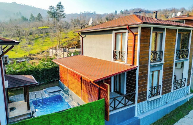 Mila Villas - Photo 2