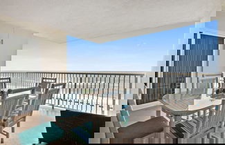 Photo 2 - Sandy Key 635 2 BD 2BH 6th Floor