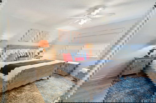 Photo 8 - Sandy Key 635 2 BD 2BH 6th Floor