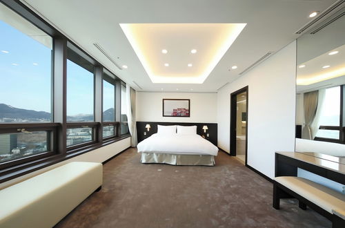 Photo 15 - Orakai Insadong Suites