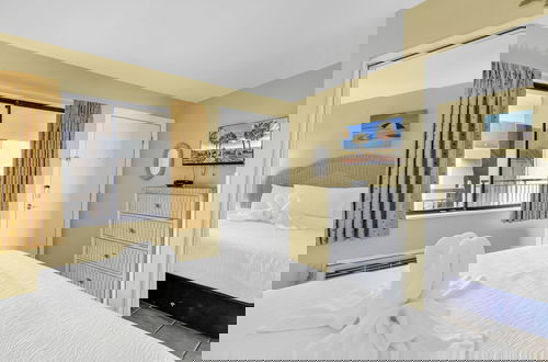 Foto 2 - Bluewater Resort 306