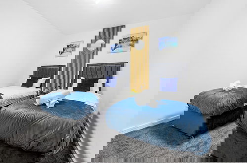 Foto 1 - Bullring Lux Suite- Netflix-free Parking-sleeps 6