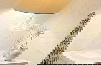 Foto 3 - One Wee Cottage, A Romantic Secluded Provincial Abode Surrounded by Vineyards